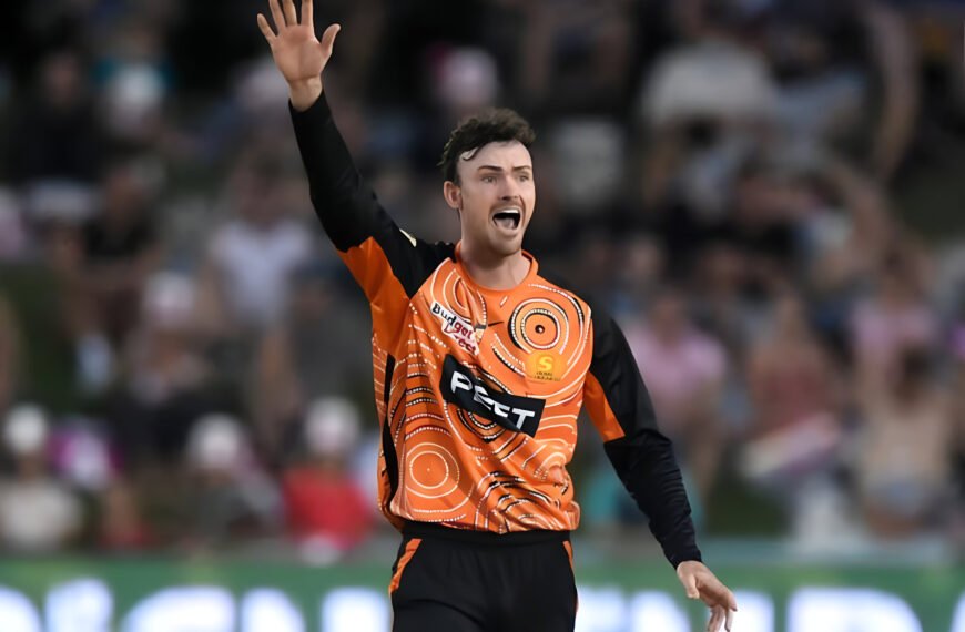 Perth Scorchers have secured Ashton Turner with a four-year contract extension